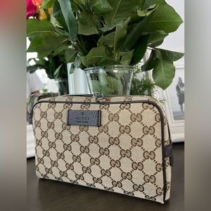 Authentic Gucci belt bag